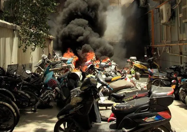 电摩锂电池自动灭火装置——热气溶胶自动灭火装置